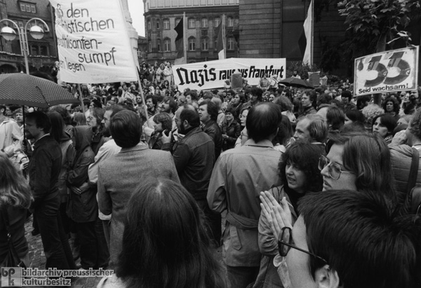 Demonstration against the National Democratic Party March on June 17th in Frankfurt am Main (June 17, 1978)